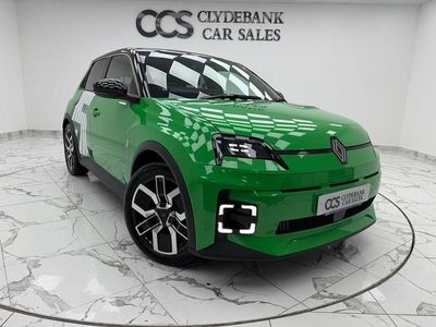 Używany Renault 5 E-Tech Komfort 110 kW (150 KM) 2025 Zielony Hatchback