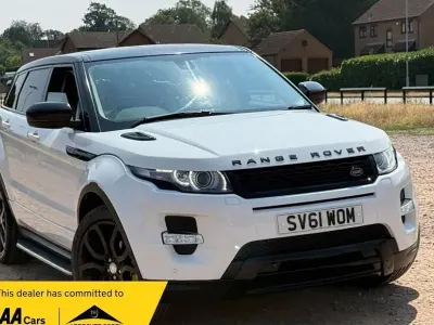 Used Land Rover Range Rover evoque Dynamic 240 HP (176 kW) 2011 Hatchback