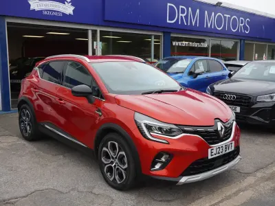 Used Renault Captur Techno 143 HP (105 kW) 2023 Red SUV