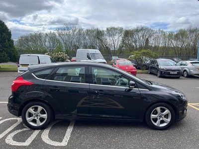 Używany Ford Focus Zetec 2014 Czarny Hatchback