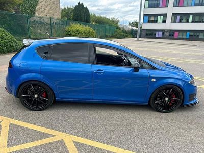 Used Seat Leon CUPRA 371 HP (272 kW) 2012 Blue Hatchback