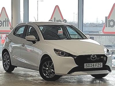 Used Mazda 2 Center-Line 75 HP (55 kW) 2024 White Hatchback