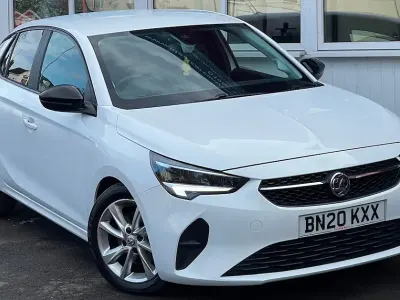 Used Vauxhall Corsa S 100 HP (73 kW) 2020 White Hatchback