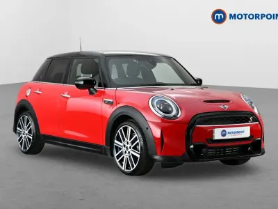 Used Mini Cooper S Exclusive 178 HP (130 kW) 2021 Red Hatchback