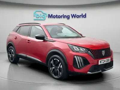 Käytetty Peugeot 2008 Allure 129 HP (94 kW) 2024 Punainen Katumaasturi
