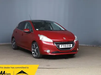 Gebraucht Peugeot 208 2015 Rot Kleinwagen