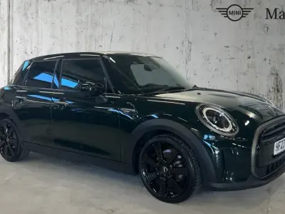 Used Mini Cooper Premium 136 HP (100 kW) 2023 Rebel green Hatchback
