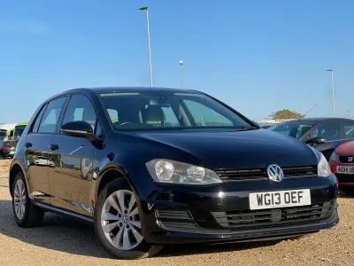 Used VW Golf VII SE 105 HP (77 kW) 2013 Black Hatchback