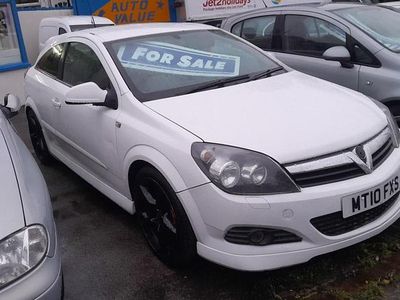 White Used 2010 Vauxhall Astra SRi Hatchback | £1,590 (Good price)