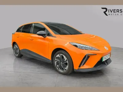 Used MG MG4 EV Trophy 150 kW (204 HP) 2023 Orange Hatchback