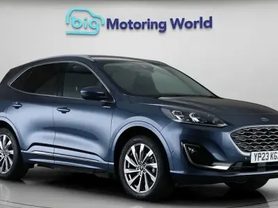 Usado Ford Kuga Vignale 224 HP (164 kW) 2023 SUV