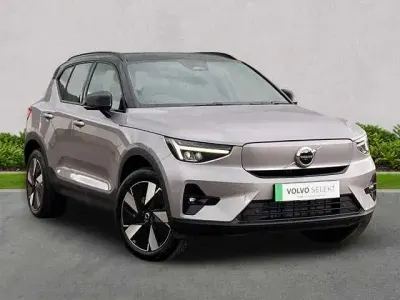 Używany Volvo EX40 Plus 185 kW (252 KM) 2026 Srebrny SUV