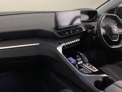 Used Peugeot 3008 Allure Premium 222 HP (163 kW) 2021 Grey SUV