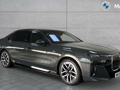 Usado BMW 750e M Sport 489 CV (359 kW) 2025 Blanco Berlina
