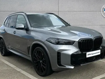Używany BMW X5 M Sport 490 KM (360 kW) 2025 Szary SUV