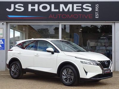 Used Nissan Qashqai Acenta Premium 158 HP (116 kW) 2022 White SUV