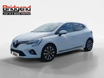 Używany Renault Clio V Iconic 2020 Biały Hatchback