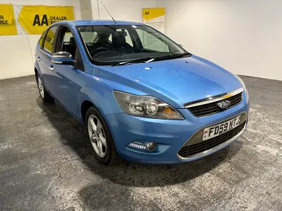 Used Ford Focus Zetec 99 HP (72 kW) 2010 Blue Hatchback