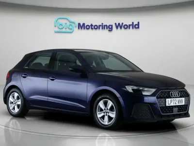 Begagnad Audi A1 2023 Blå SUV