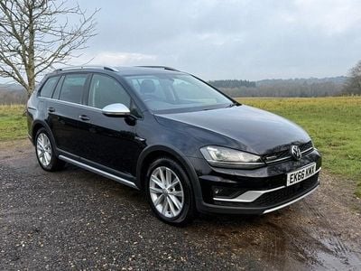 Used VW Golf Alltrack S 184 HP (135 kW) 2016 Black Estate