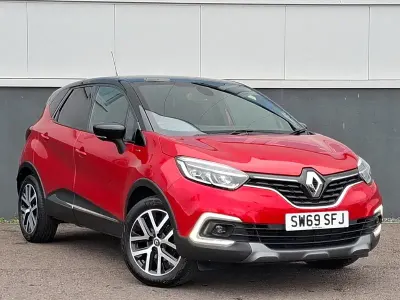 Used Renault Captur Version S 130 HP (95 kW) 2019 Red SUV