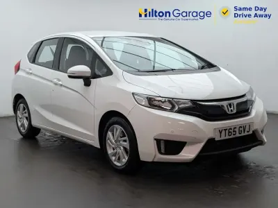 Used Honda Jazz SE 102 HP (75 kW) 2015 White Hatchback