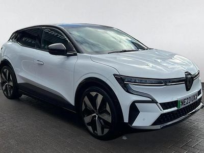 Used Renault Megane E-Tech Techno 159 kW (217 HP) 2023 White/black Hatchback