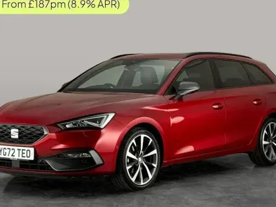 Used Seat Leon FR Sport 131 HP (96 kW) 2022 Red Estate