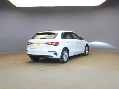 Used Audi A3 Sportback Design 110 HP (80 kW) 2021 White Hatchback