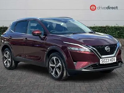 Used Nissan Qashqai N-Connecta 140 HP (102 kW) 2023 Red SUV