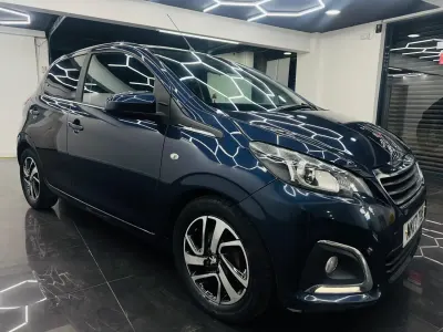 Used Peugeot 108 Allure 82 HP (60 kW) 2017 Blue Hatchback