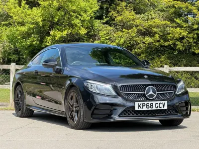 Second-hand Mercedes C300 AMG Line Premium 245 CP (180 kW) 2018 Negru Coupe