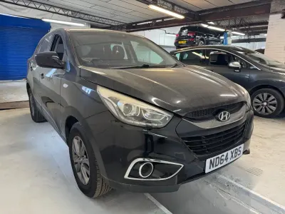 Usado Hyundai ix35 115 HP (84 kW) 2014 Preto SUV