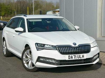 Used Skoda Superb SE 215 HP (158 kW) 2021 Moon white metallic Estate