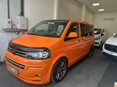 Used VW T5 140 HP (102 kW) 2012 Orange Van