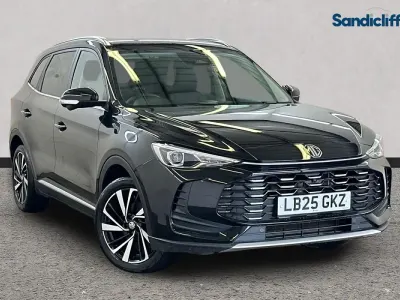 Used MG ZS Trophy 196 HP (144 kW) 2024 Metallic  black pearl SUV