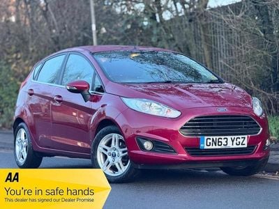 Red Used 2013 Ford Fiesta Zetec Hatchback | £6,495 (Good price)
