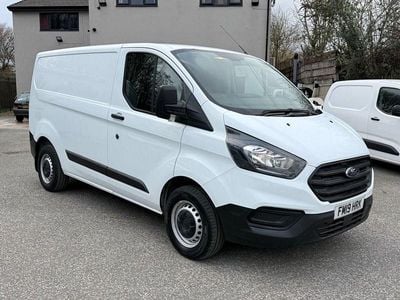 Used Ford Transit Custom 105 HP (77 kW) 2019 White Van