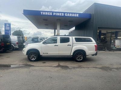 White Used 2015 Isuzu D-Max Pickup | £13,995 (A bit pricey)