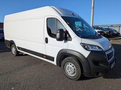 Used Peugeot Boxer Premium 140 HP (102 kW) 2023 White Van