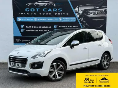 Used Peugeot 3008 Allure 120 HP (88 kW) 2016 White Hatchback