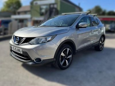 Silver Used 2015 Nissan Qashqai N-TEC SUV | £7,495 (Expensive)