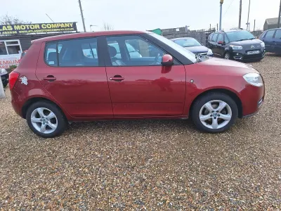 Usado Skoda Fabia 2008 Vermelho Citadino