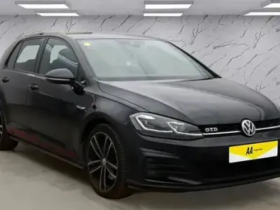 Begagnad VW Golf VII GTD 184 HK (135 kW) 2019 Svart Halvkombi