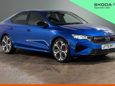 Używany Skoda Octavia vRS 195 KM (143 kW) 2025 Niebieski Hatchback