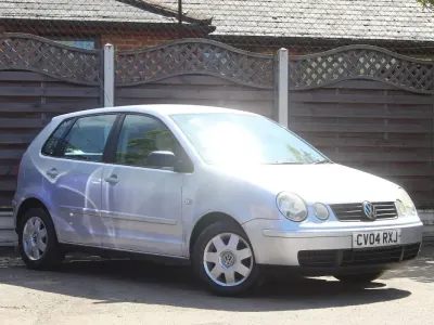 Used VW Polo 75 HP (55 kW) 2004 Silver Hatchback