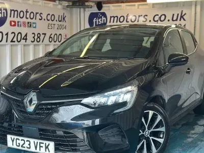 Used Renault Clio Evolution 90 HP (66 kW) 2023 Black Hatchback