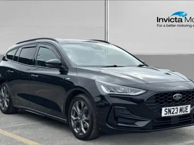 Used Ford Focus ST-Line 125 HP (91 kW) 2023 Agate black metallic Estate