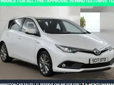 Used Toyota Auris Hybrid
