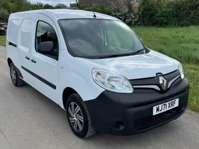 Usado Renault Kangoo Business 115 HP (84 kW) 2021 Branco Monovolume